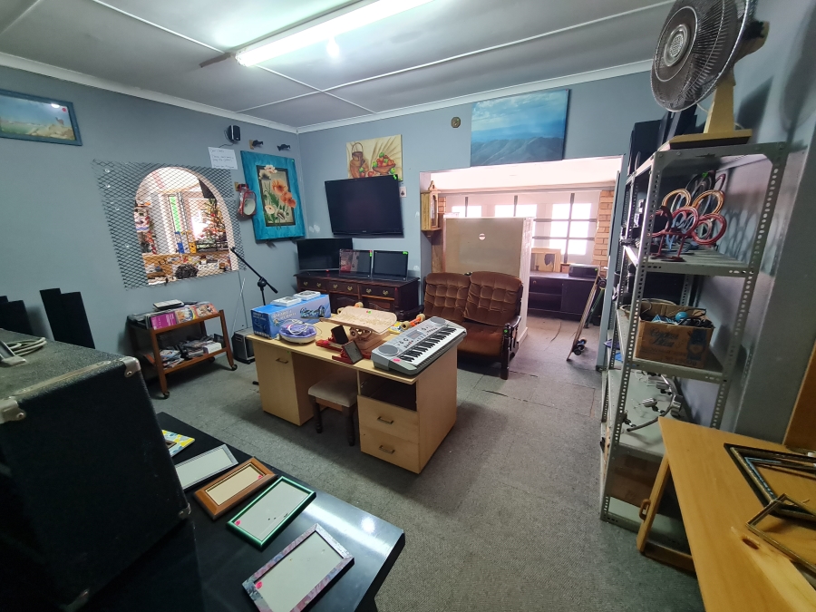 Commercial Property for Sale in Jeffreys Bay Central Eastern Cape